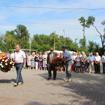 В знак уважения и огромной благодарности