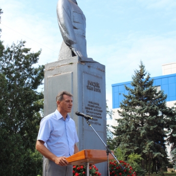 В знак уважения и огромной благодарности