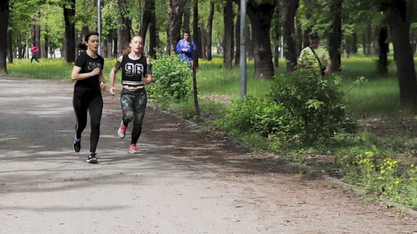 Легкоатлетический кросс: чемпионами стали конвертерщики